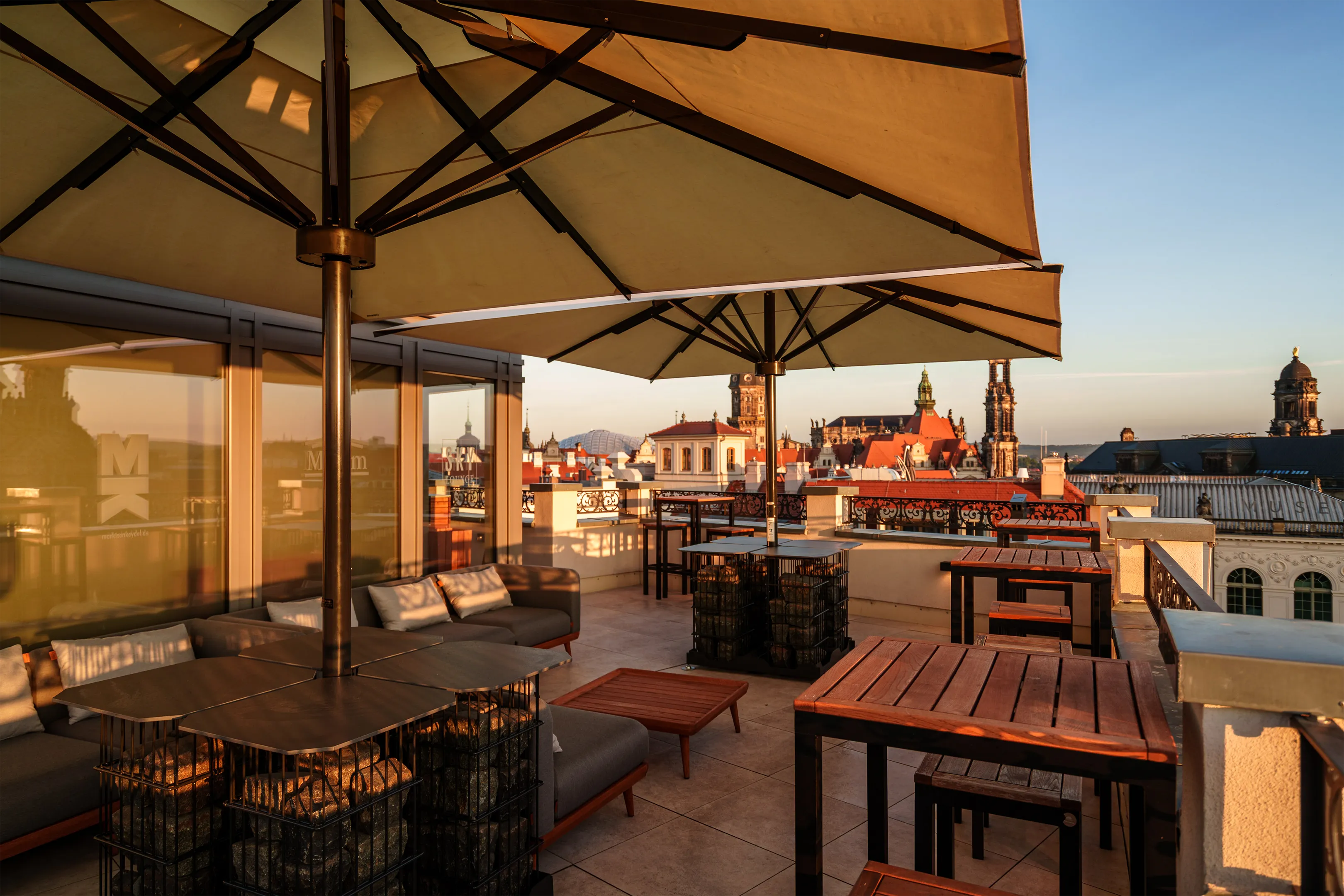 SKY LOUNGE Ansicht 4