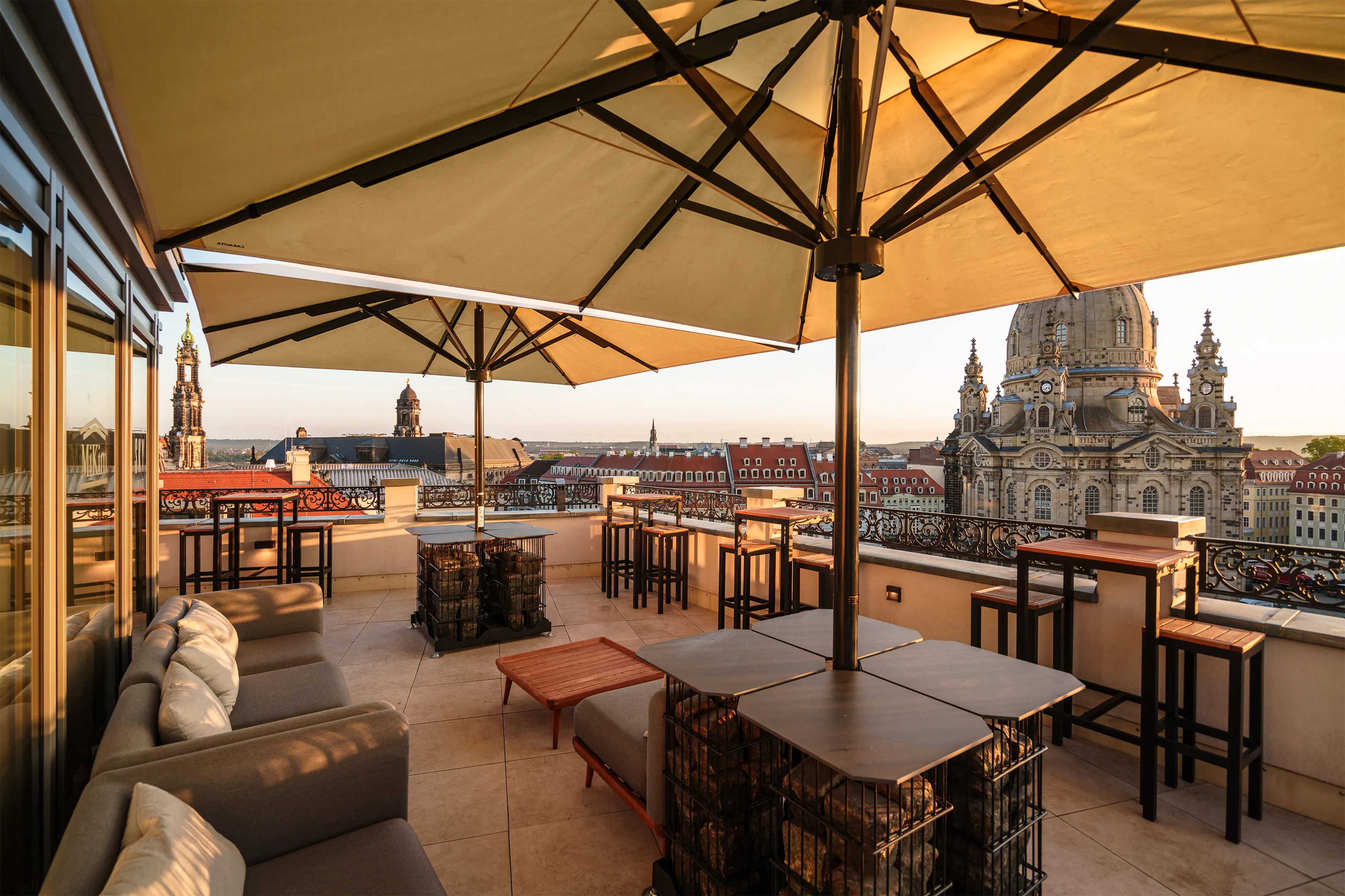 SKY LOUNGE Ansicht 5